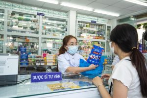 Sinh viên y dược có dễ xin việc không? Lương tháng bao nhiêu?